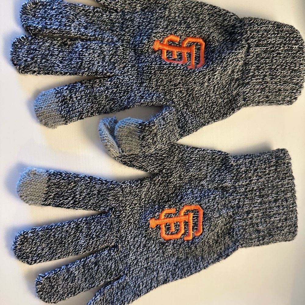 Gray and Orange San Francisco Giants MLB Logo Knit Gloves